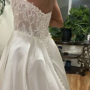 Wedding dress Brand new wedding dress bridal dresses women dresses prom dresses